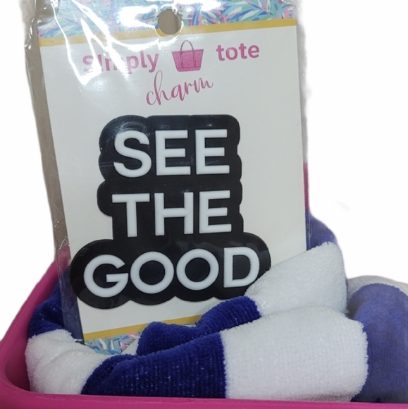 Simply Tote Bag Charm - SEE THE GOOD - Picture 1 of 1